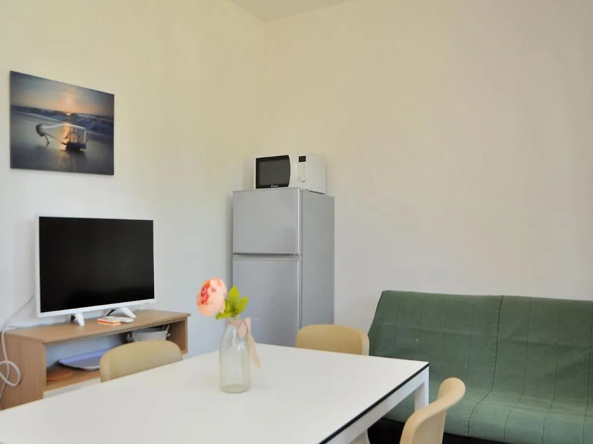 Appartamento Modern Flat With Terrace For 4 Guests - Beahost Bibione 0*,  Italia